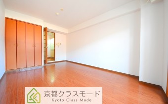 Rooｍ9