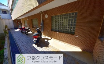 原付バイク置き場