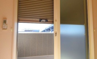 シャッター雨戸
