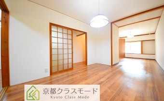 洋室13帖・別アングル