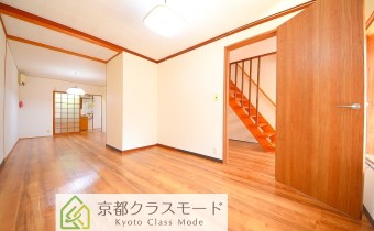洋室13帖・別アングル