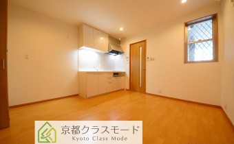 Room 8
