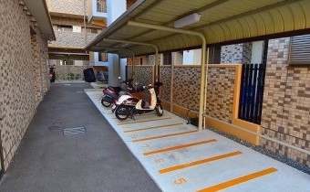 バイク置き場