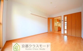 Room8