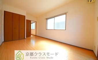 洋室8.2帖・別アングル