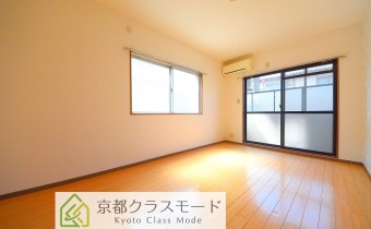 洋室8.2帖・別アングル