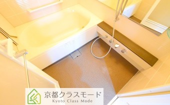 ※室内写真は同マンション内・別タイプの参考画像となります。