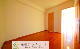 ※室内写真は同マンション内・別タイプの参考画像となります。