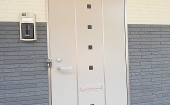 玄関ドア