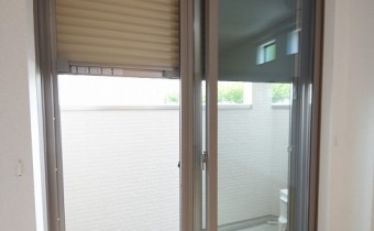 シャッター雨戸