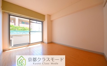 洋室7.3帖