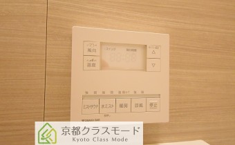 浴室コントローラー　※写真は同マンション1318のものです。