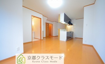 平成22年築の綺麗な一戸建て♪「ペット」も飼育OK！