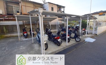 バイク置き場