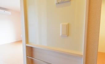 TVドアホン＆収納
