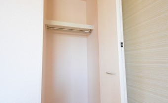 Room 6のクローゼット