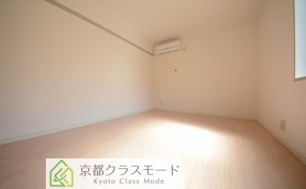 洋室6帖①・別アングル