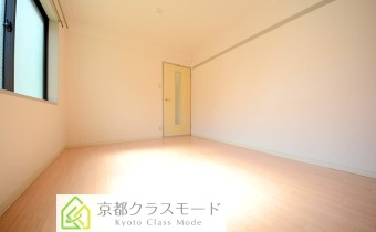 洋室6帖①・別アングル
