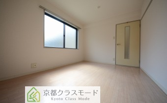 洋室6帖①・別アングル