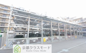 敷地内ガレージ