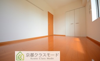 ※室内写真は同マンション内・別タイプの参考画像となります。