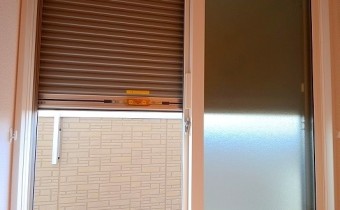 シャッター雨戸