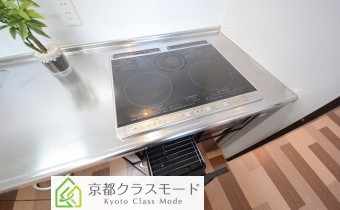 グリル付き3口IHシステムキッチン