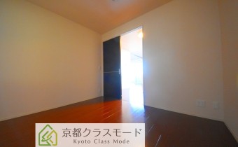 Room 5.8　