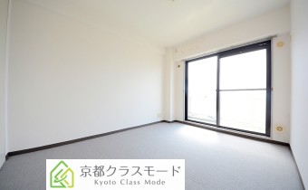 洋室6.8帖
