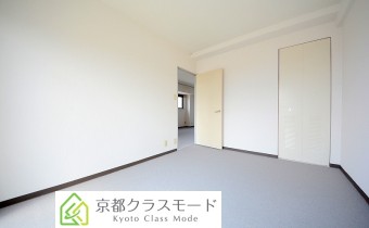 洋室6.8帖・別アングル
