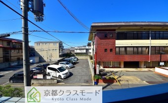 北向