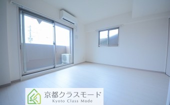 Room 8