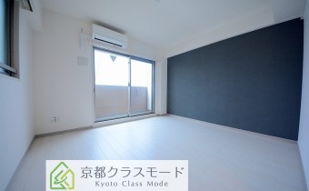 Room 8