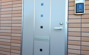 玄関ドア