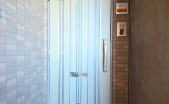 玄関ドア