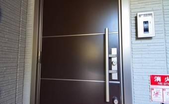 玄関ドア