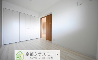 洋室5.6帖・別アングル