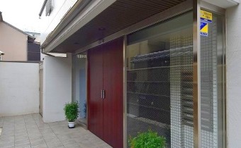 マンション・エントランス
