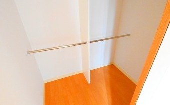 ウォークインクローゼット②・別アングル