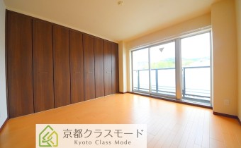 ※室内写真は同マンション内・別タイプの参考画像となります。