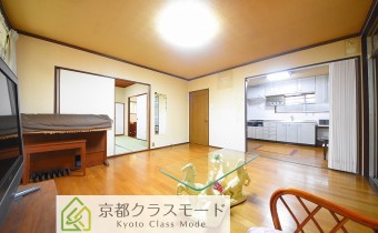広々とした12.5帖のリビングダイニング♪