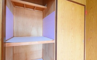 Room 4.5 （東側）の押入