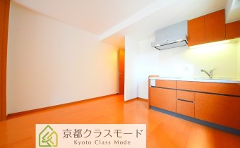 ※室内写真は同マンション内・別タイプの参考画像となります。