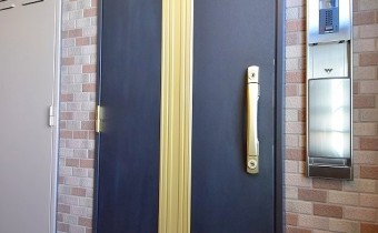 玄関ドア