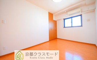 Room6