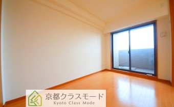 ※室内写真は同マンション内・別タイプの参考画像となります。