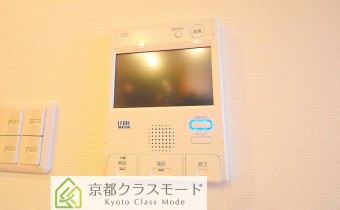 ※室内写真は同マンション内・別タイプの参考画像となります。