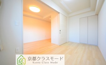 Room5