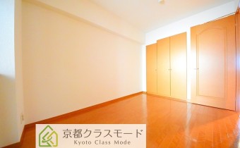 Room6
