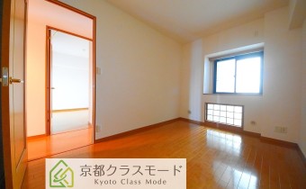 Room6